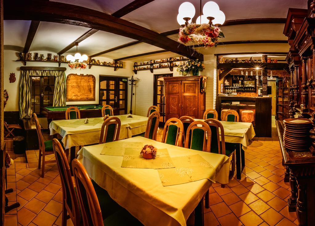 Penzion U Sovy Dolny Kubin Exterior foto